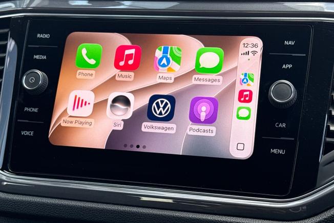 VOLKSWAGEN T-Roc Photo 30