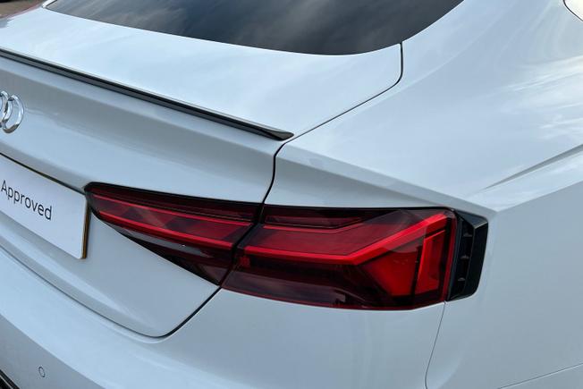 AUDI RS5 Photo 18