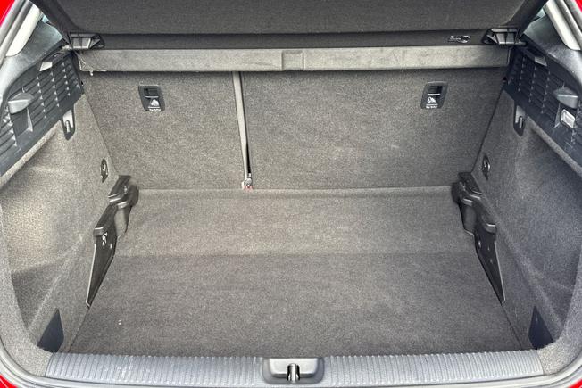 Audi Q2 Photo 12