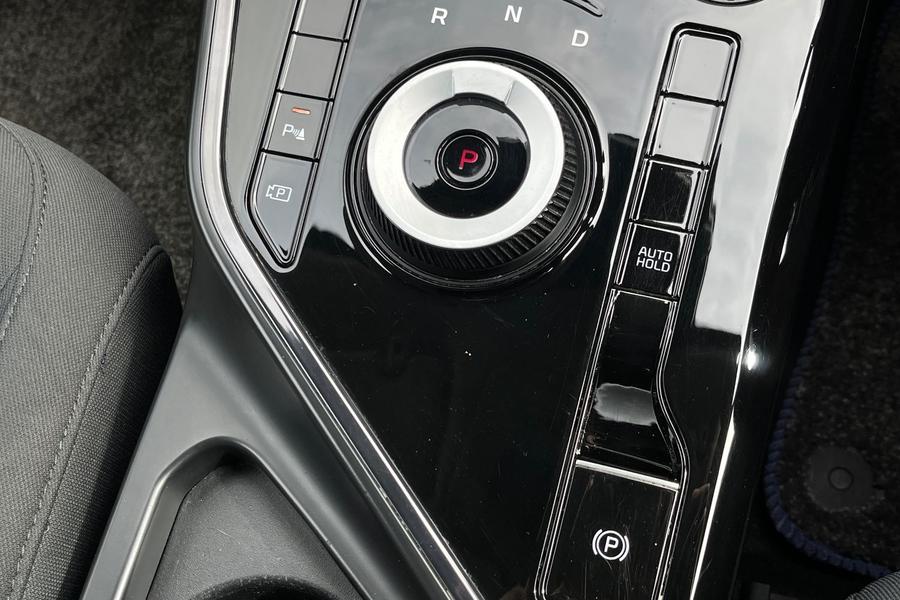 Kia NIRO Photo autoimg-a1721ca20fce6d3d1376396dff26680a181acfbb.jpg