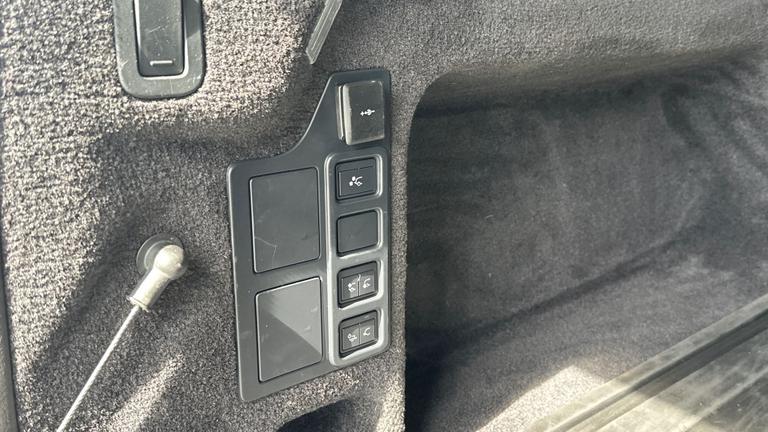 Used Land Rover Discovery WG21YJW 27