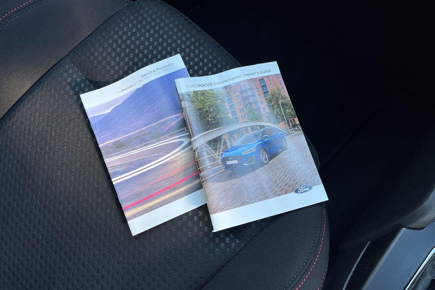 Ford FOCUS Photo 21