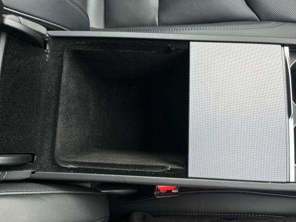 TESLA Model 3 Photo autoimg-a17d3df2acbb85806b8f660cfe3f14e85d2c93cf.jpg