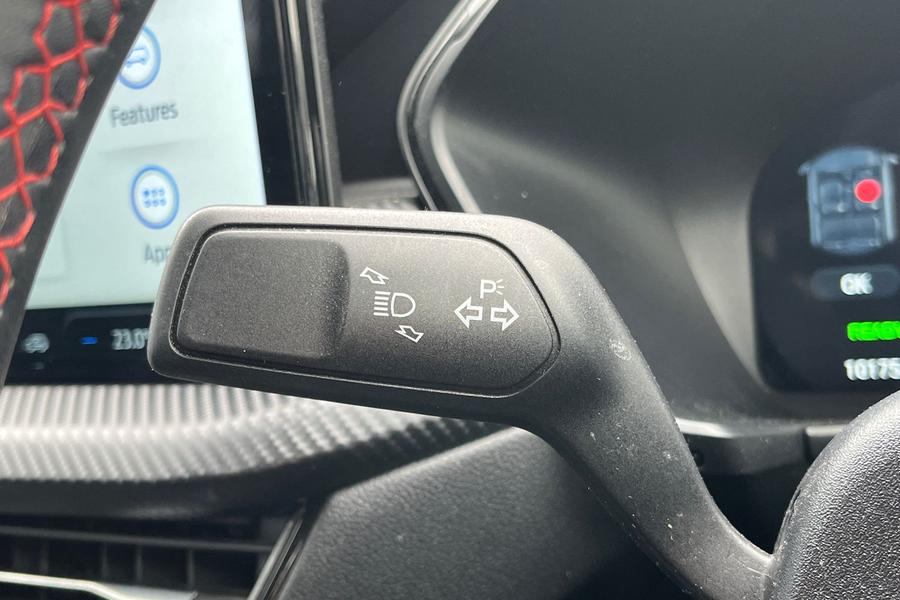 Ford KUGA Photo autoimg-a1834a4961a235c0136eb0fdded72603f4f42cb2.jpg