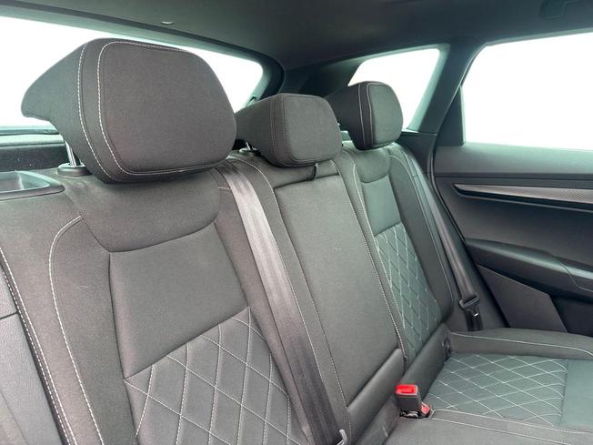ŠKODA Karoq Photo 9