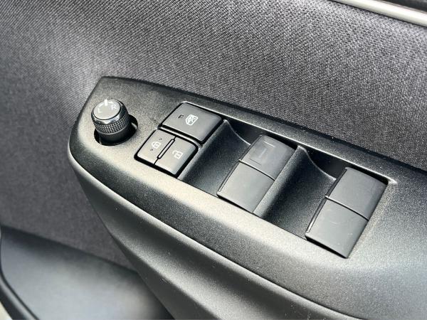Toyota Yaris Photo autoimg-a184769f86a691c386629473b3846d89a0343a8d.jpg