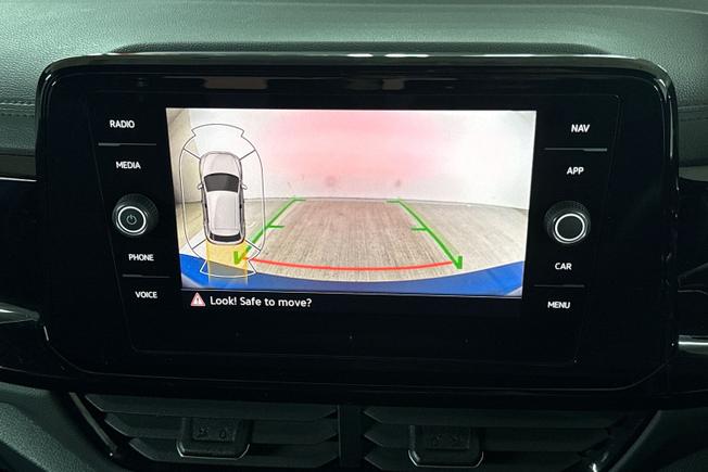 VOLKSWAGEN T-Roc Photo 21