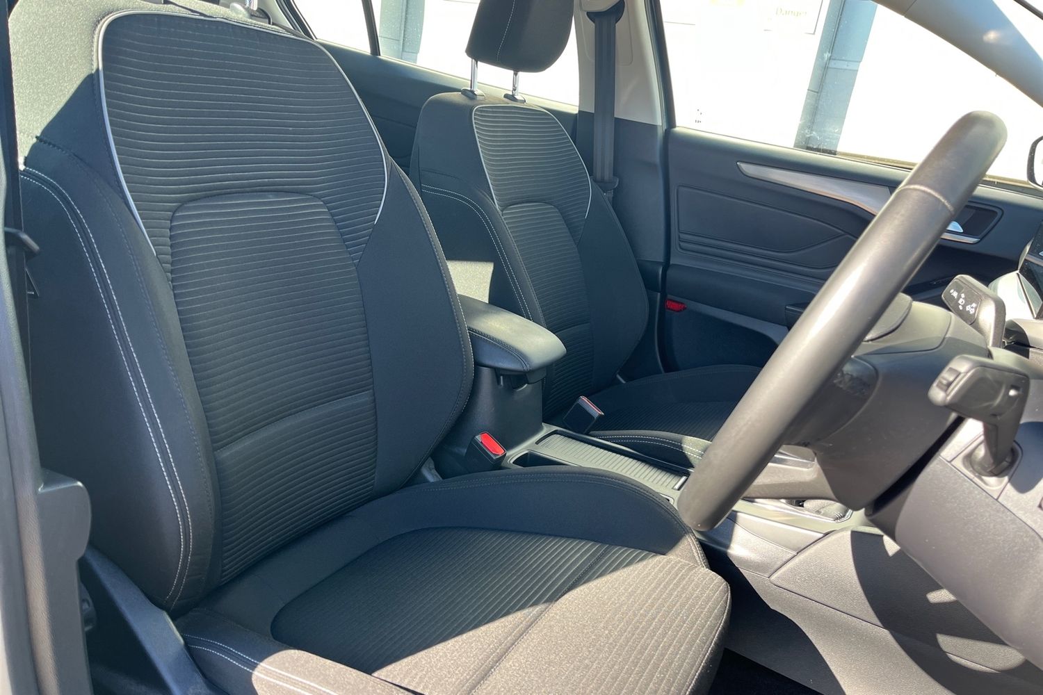 Ford Focus Photo 16