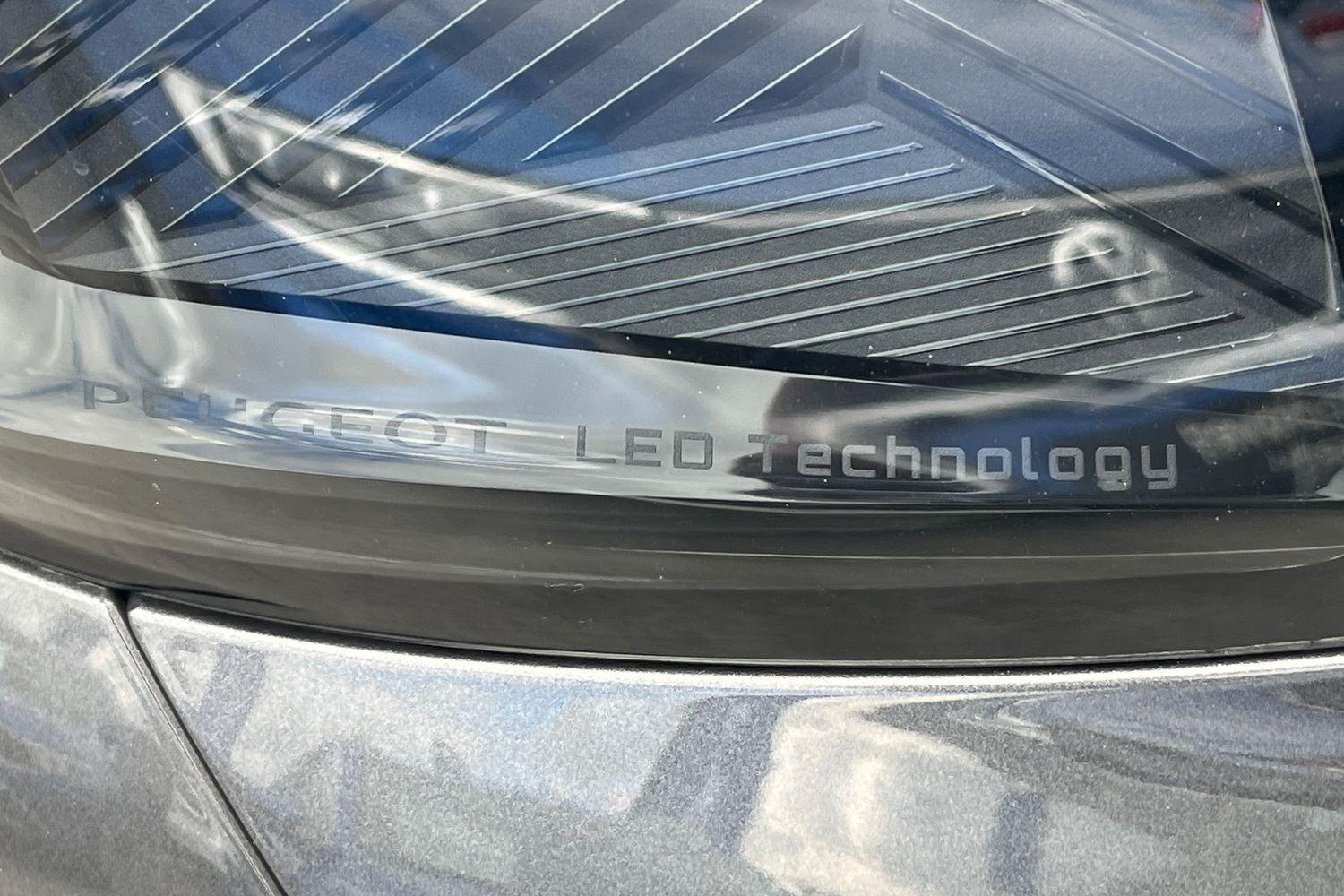 Peugeot 5008 Photo 24