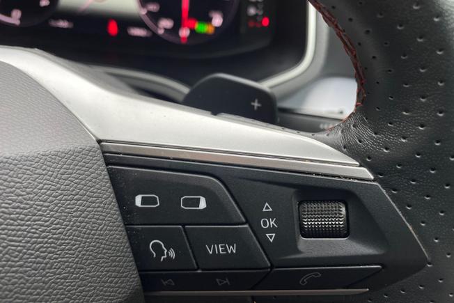 SEAT Arona Photo 17