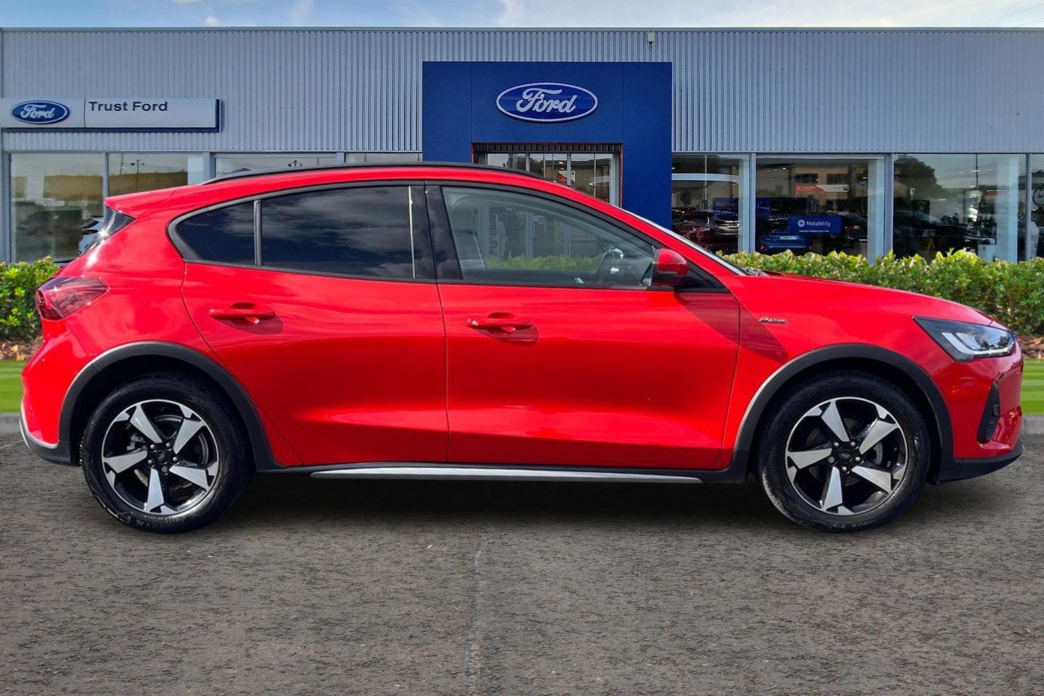 Ford FOCUS Photo 2