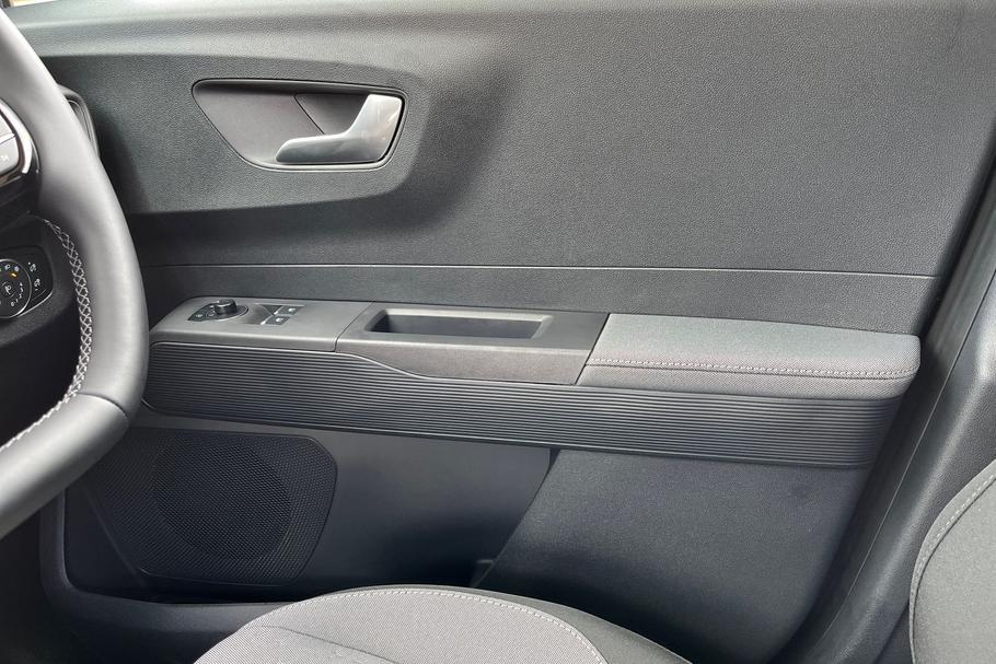 Used Ford E-Transit Courier LG25ALD 24