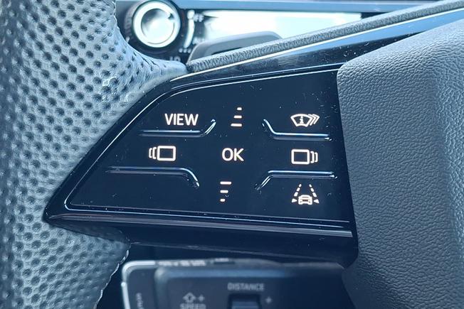 AUDI Q3 Photo 16