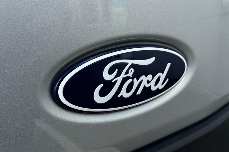 Ford TRANSIT Photo autoimg-a194abc245bdbca88959067c080cb23f34caeef2.jpg