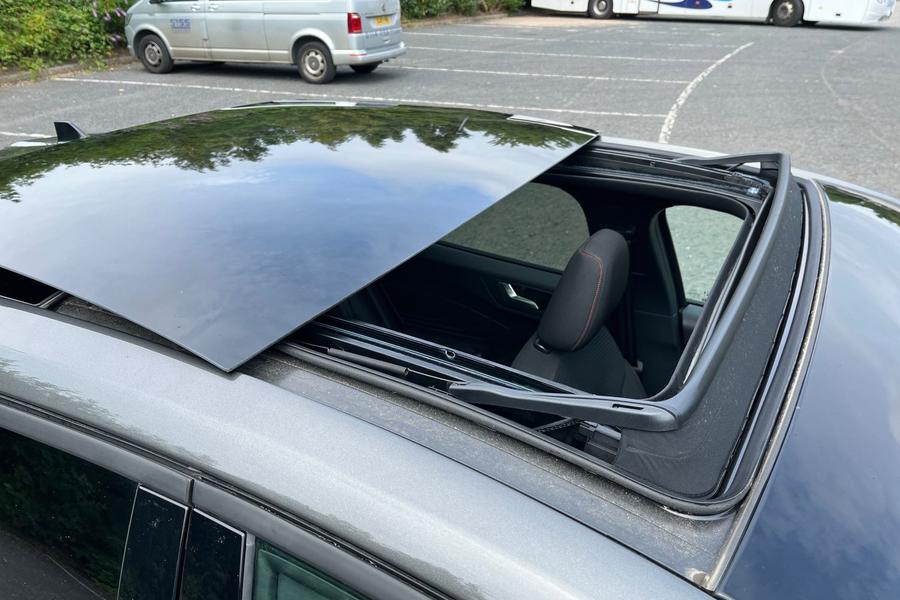 Ford FOCUS Photo autoimg-a19e2ade845926aaa4b45eeb19a378405c980011.jpg