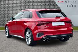 AUDI S3 Photo 3