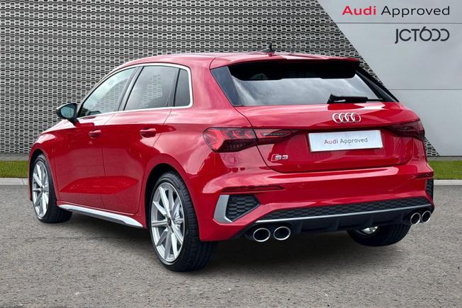 AUDI S3 Photo 3