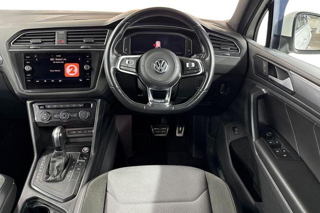 VOLKSWAGEN Tiguan Photo 11