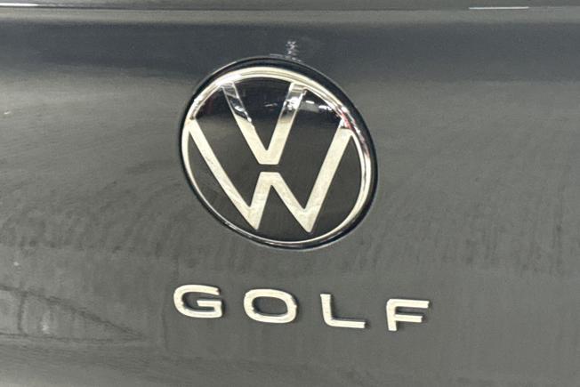 VOLKSWAGEN Golf Photo 27