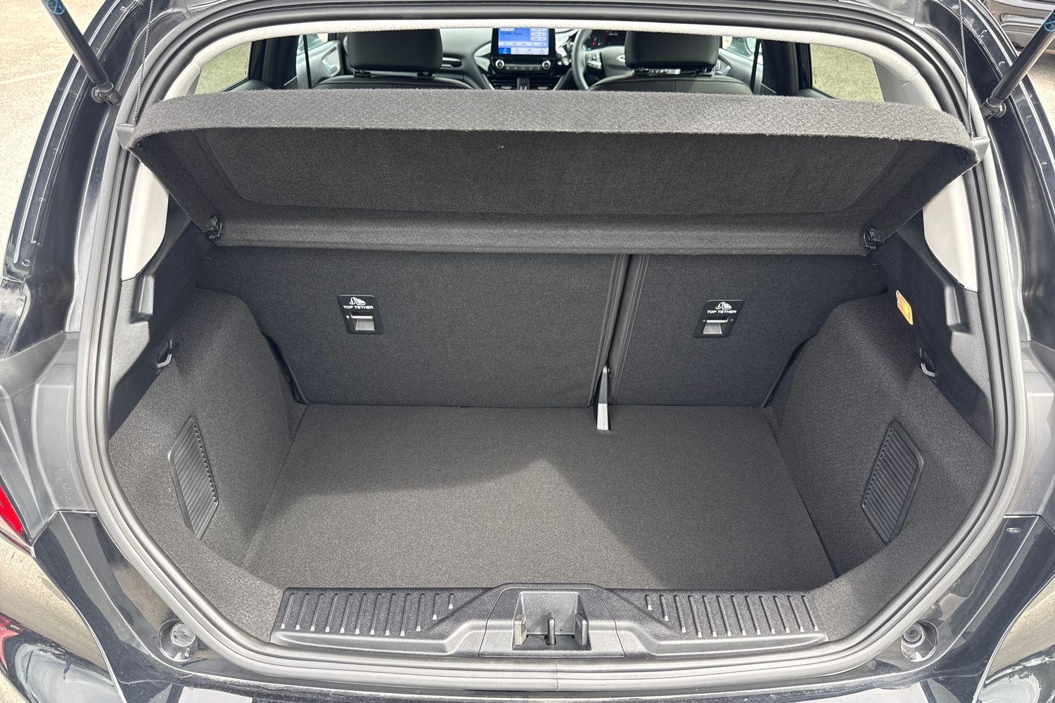 Ford FIESTA Photo 20