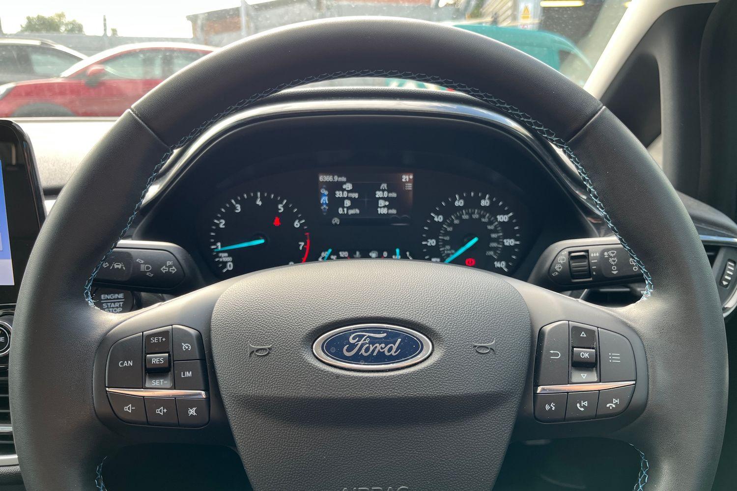 Ford FIESTA Photo 11