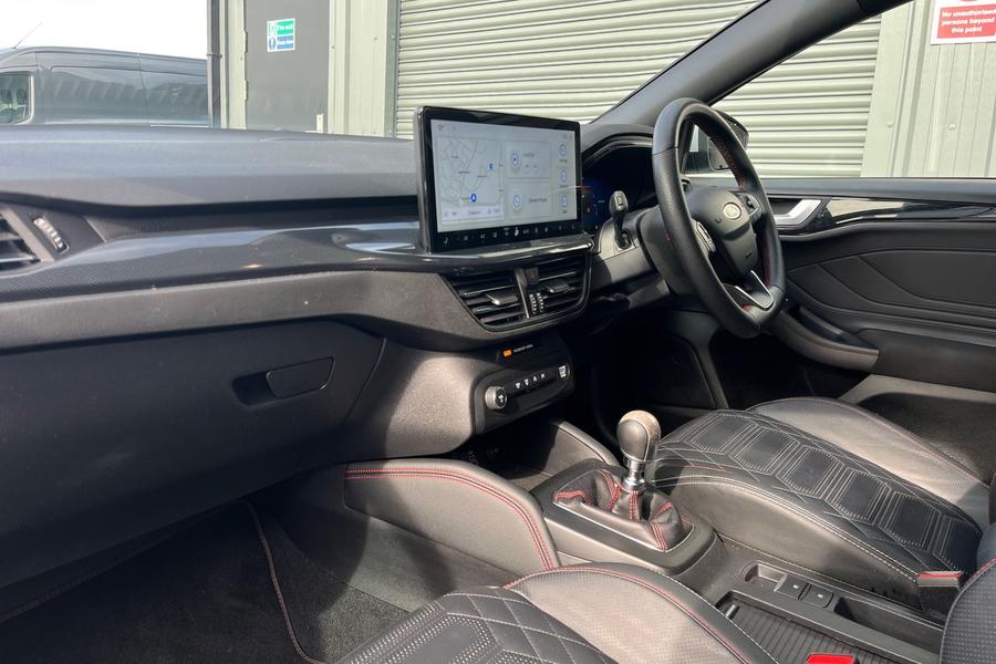 Ford FOCUS Photo autoimg-a1ad85f94b5fa5fc9a765daab16a92eeba33fe9c.jpg