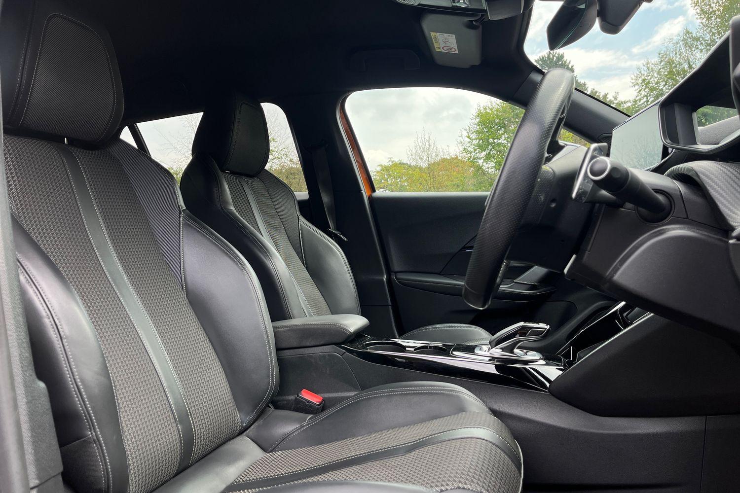 Peugeot 2008 Photo 16