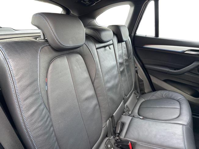 BMW X1 Photo 9