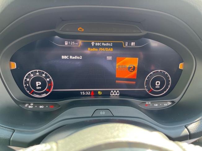 AUDI Q2 Photo 15