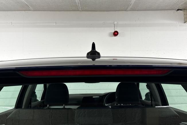 Volkswagen Golf Photo 35