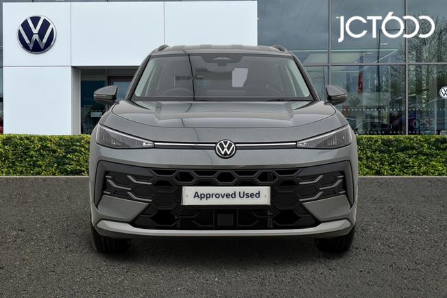 VOLKSWAGEN T-Roc Photo 8