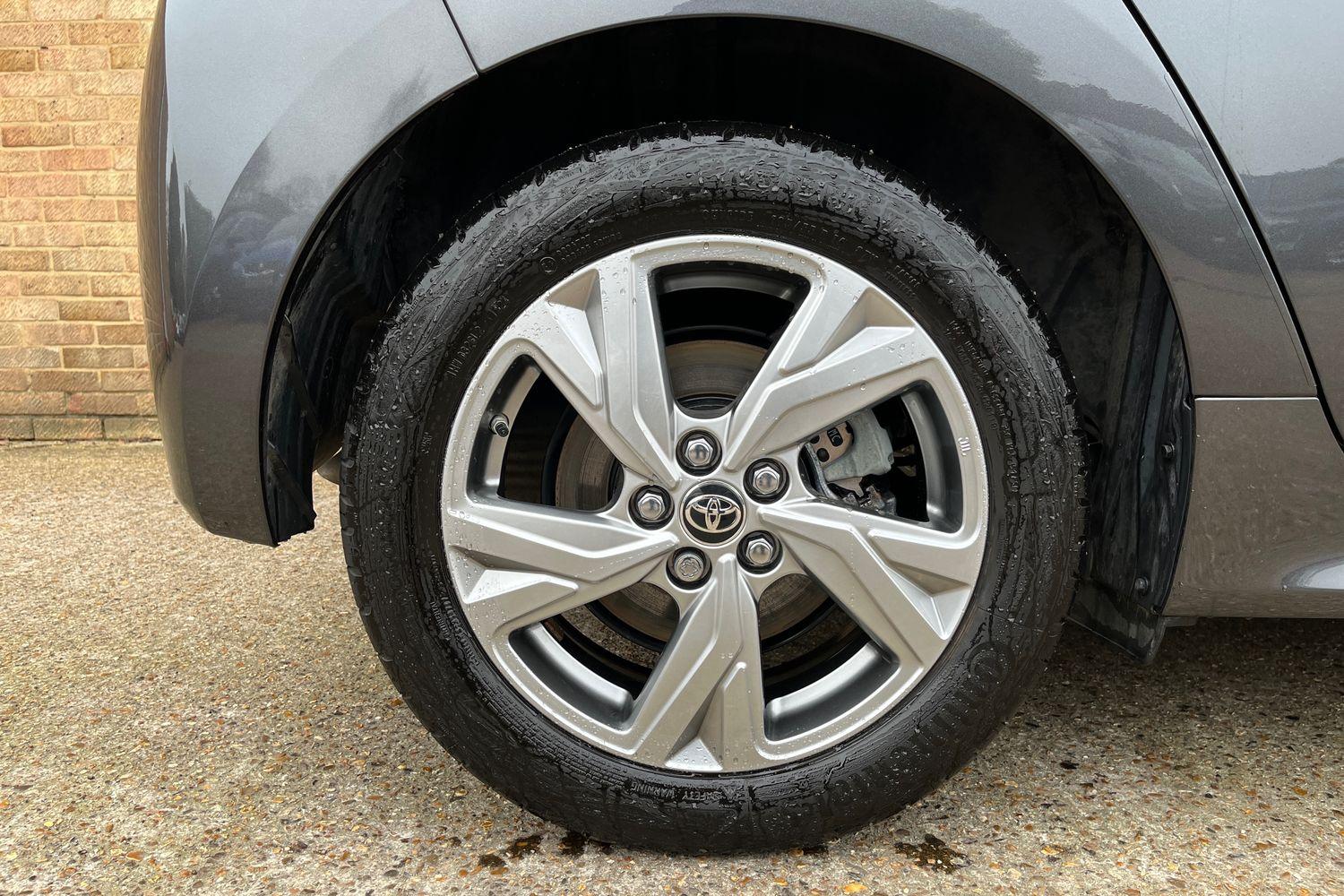Toyota Yaris Photo 7