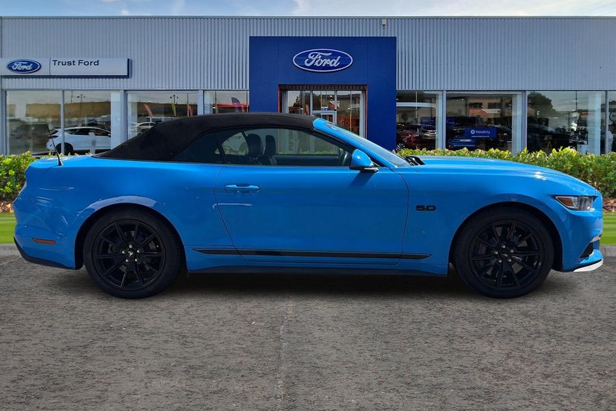 FORD MUSTANG Photo autoimg-a1bda31c81c5b62f4ecef282f509445f85368af9.jpg