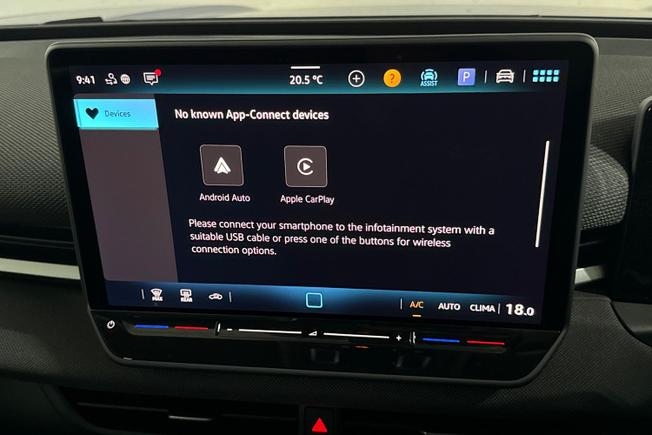 Volkswagen T-Roc Photo 21
