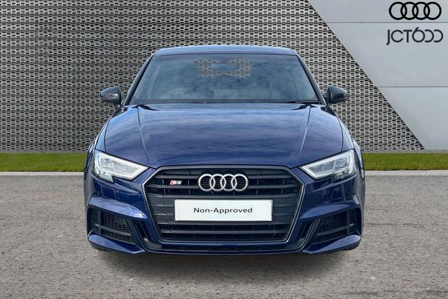 AUDI S3 Photo 8