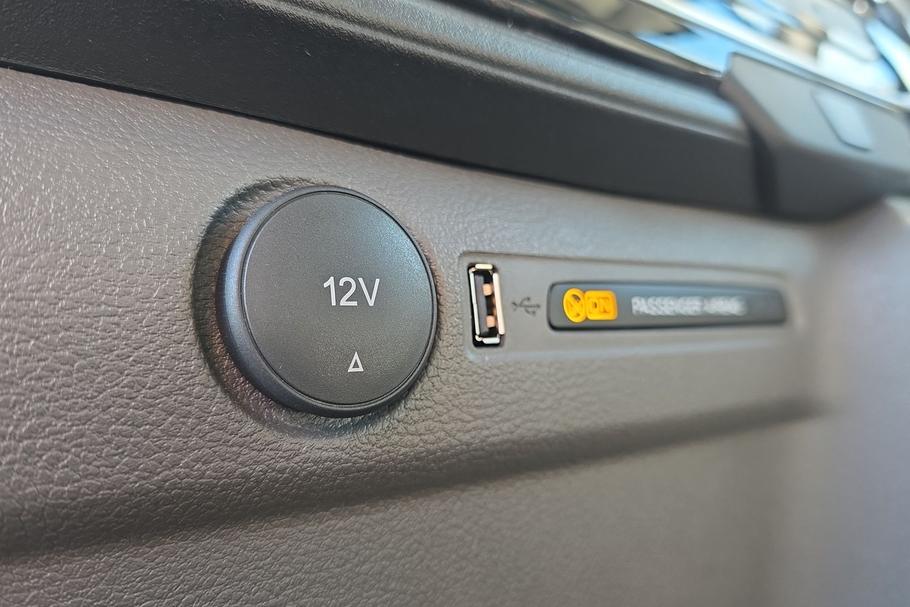 Used FORD TRANSIT WR75JGF 17