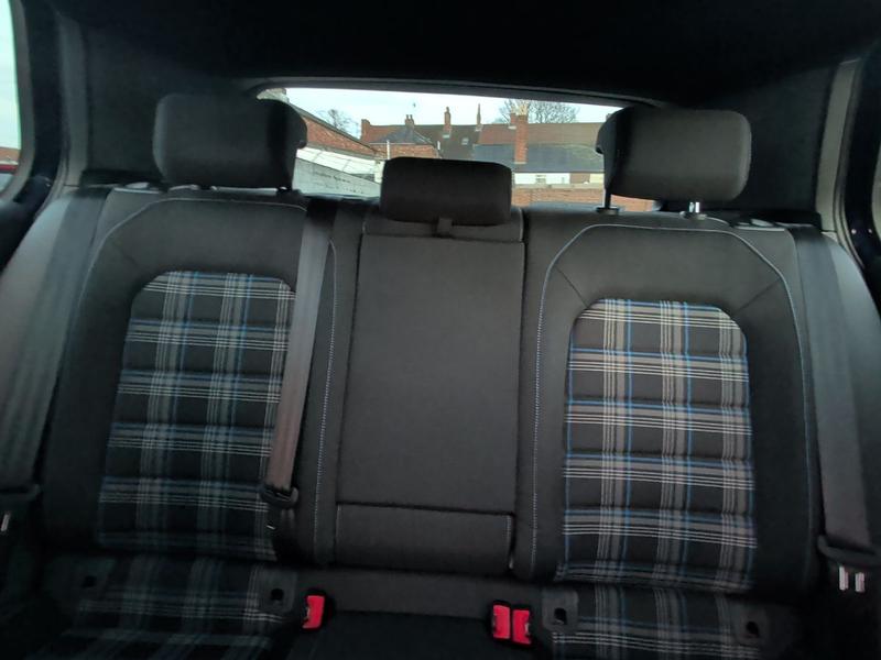 Used Volkswagen Golf NV20MSU 29