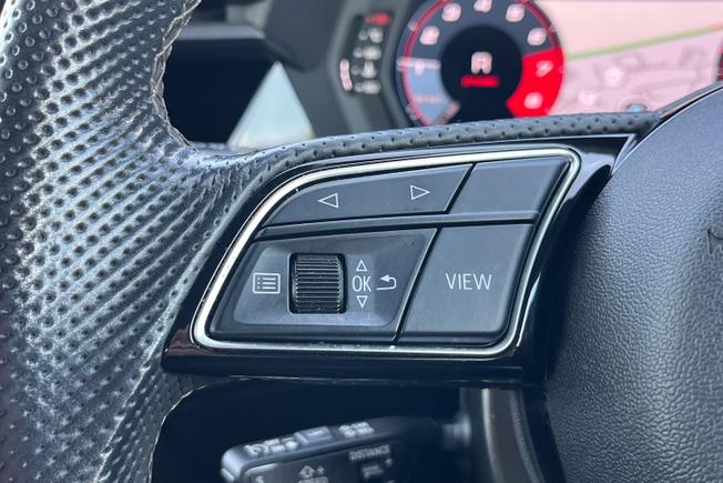 Audi S3 Photo 16