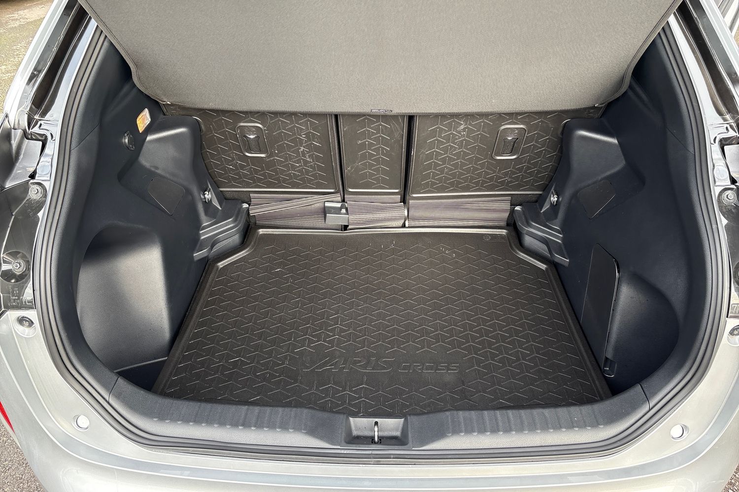 Toyota YARIS CROSS Photo 20