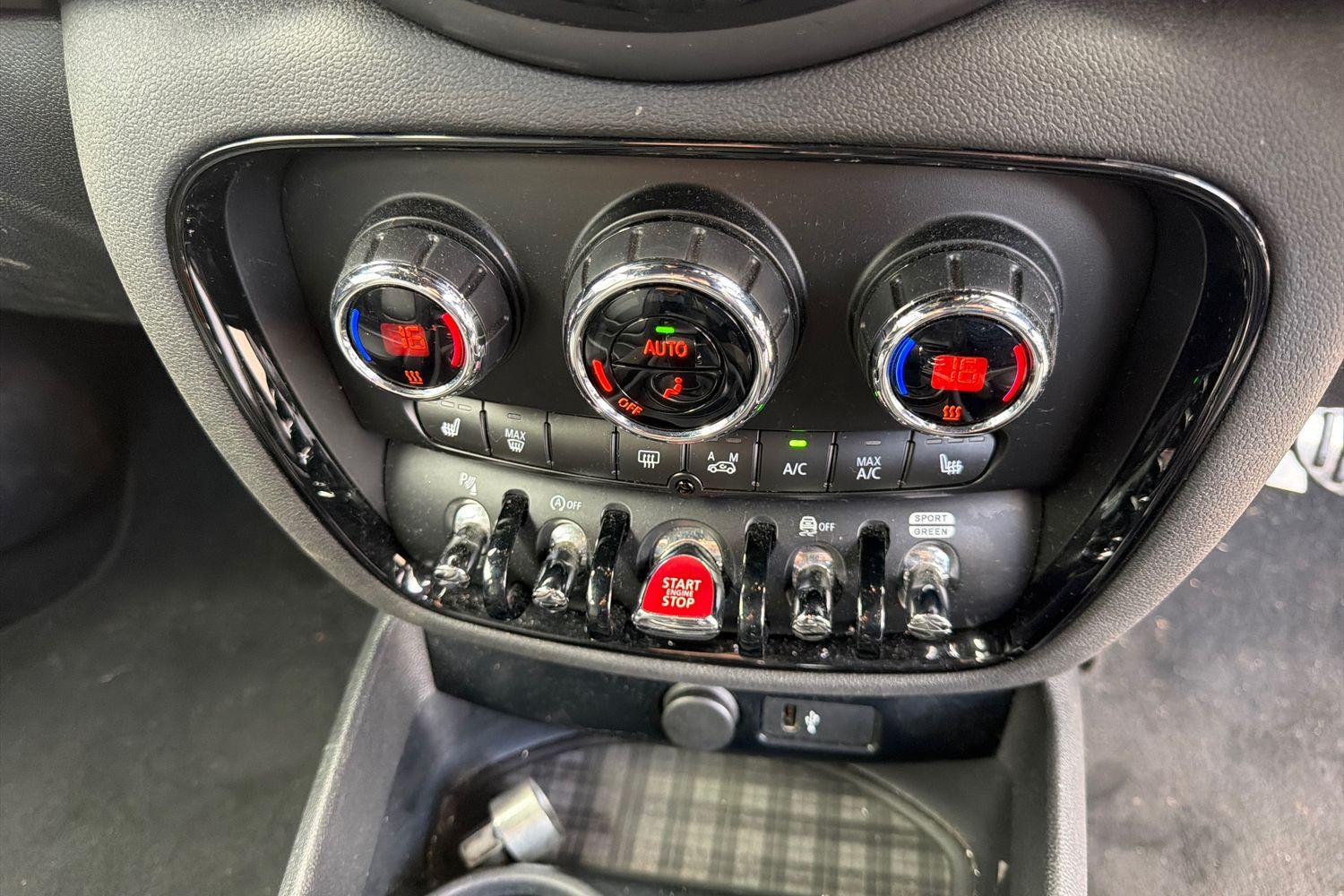 MINI Clubman Photo 26