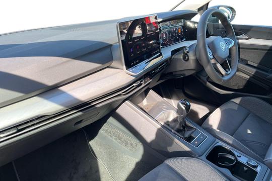 Volkswagen Golf Photo autoimg-a1c92c442e055d473e0cbe145e4efa665ac95e84.jpg
