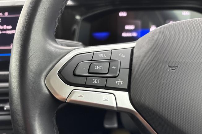 VOLKSWAGEN Polo Photo 16