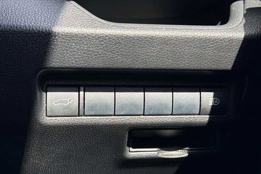 Toyota RAV4 Photo autoimg-a1cda009c7ccf05f3d5b7420486bd7b71f7a3030.jpg