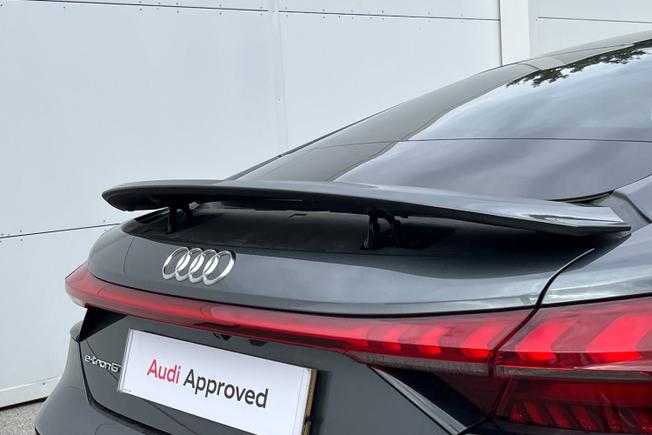 AUDI E-Tron Gt Photo 34