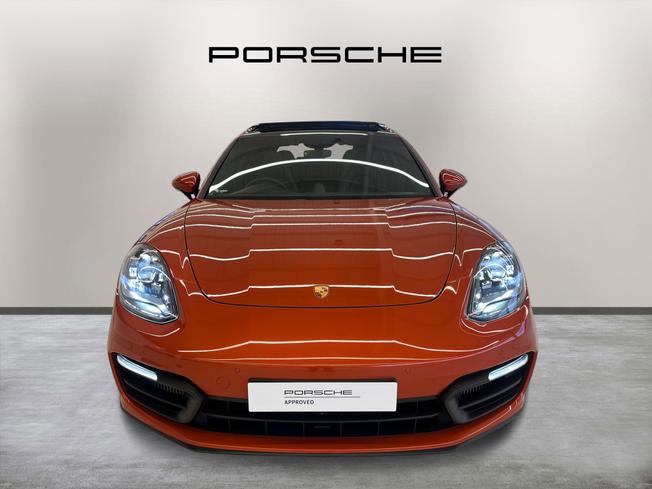 PORSCHE Panamera Photo 2