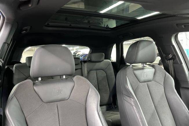 AUDI Q3 Photo 31