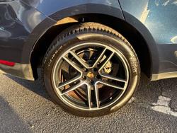 PORSCHE Macan Photo 5