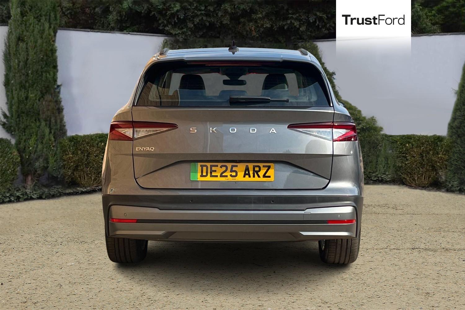 Skoda ENYAQ Photo 6