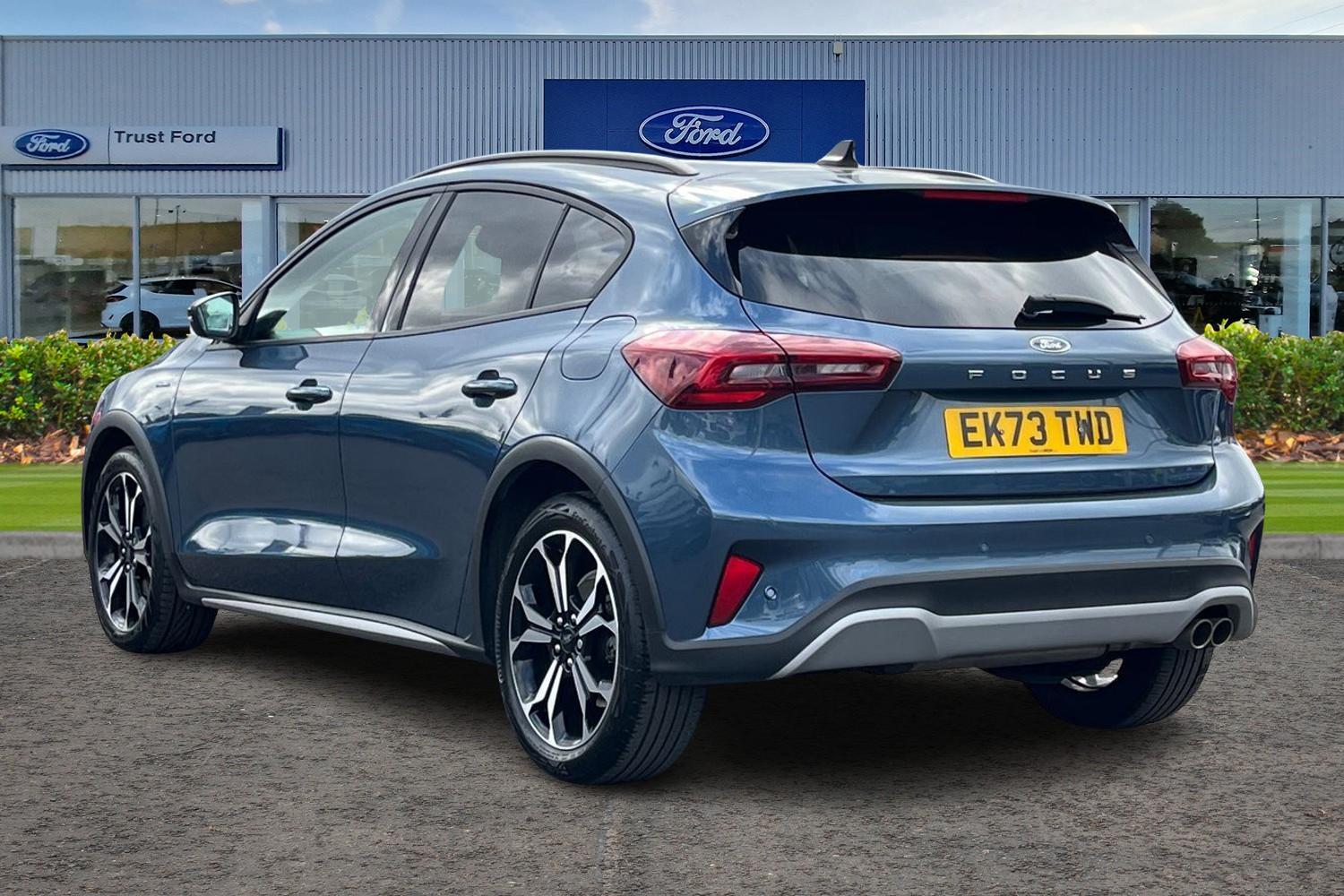 Ford FOCUS Photo 1
