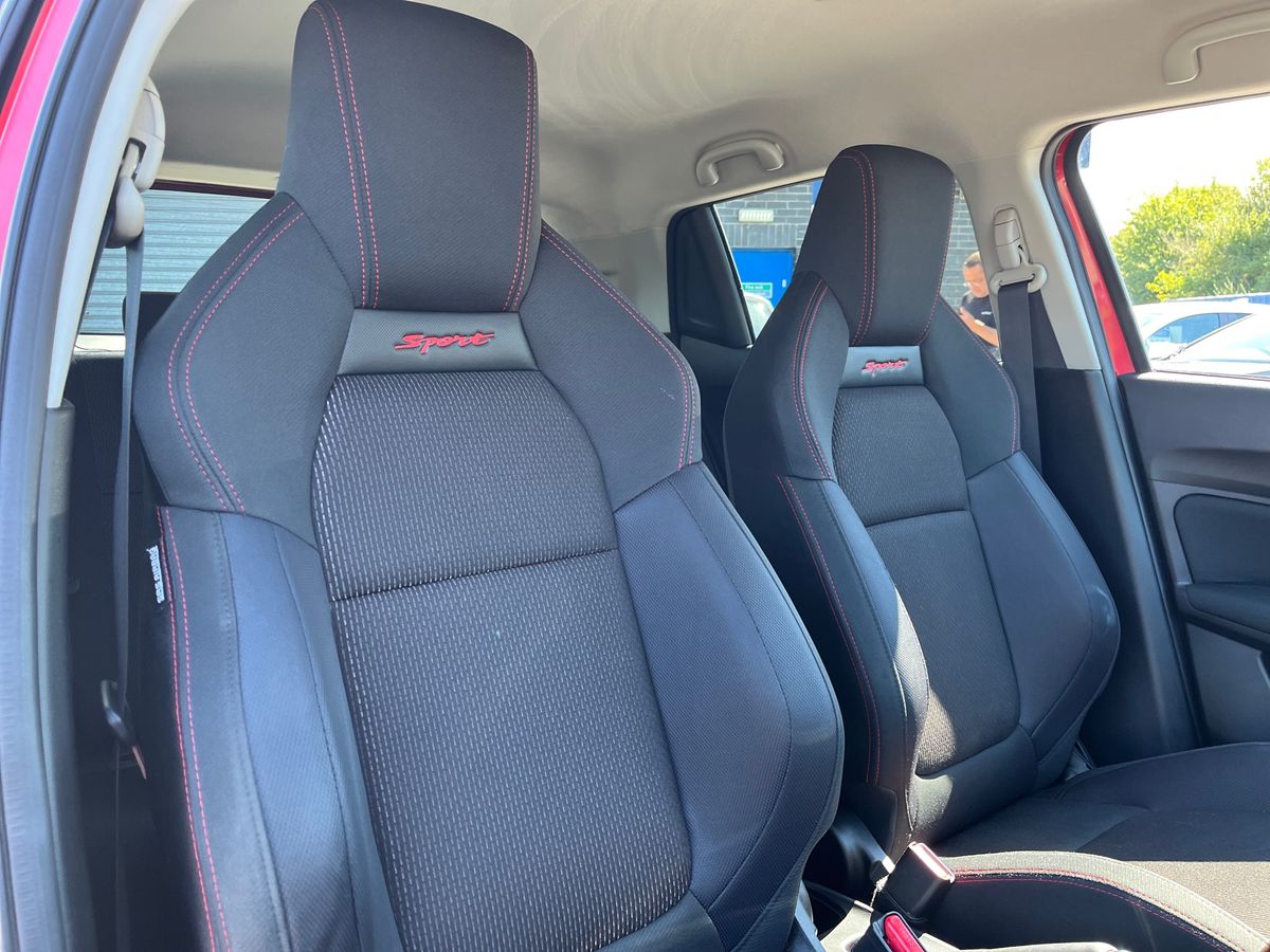 Suzuki Swift Photo 25
